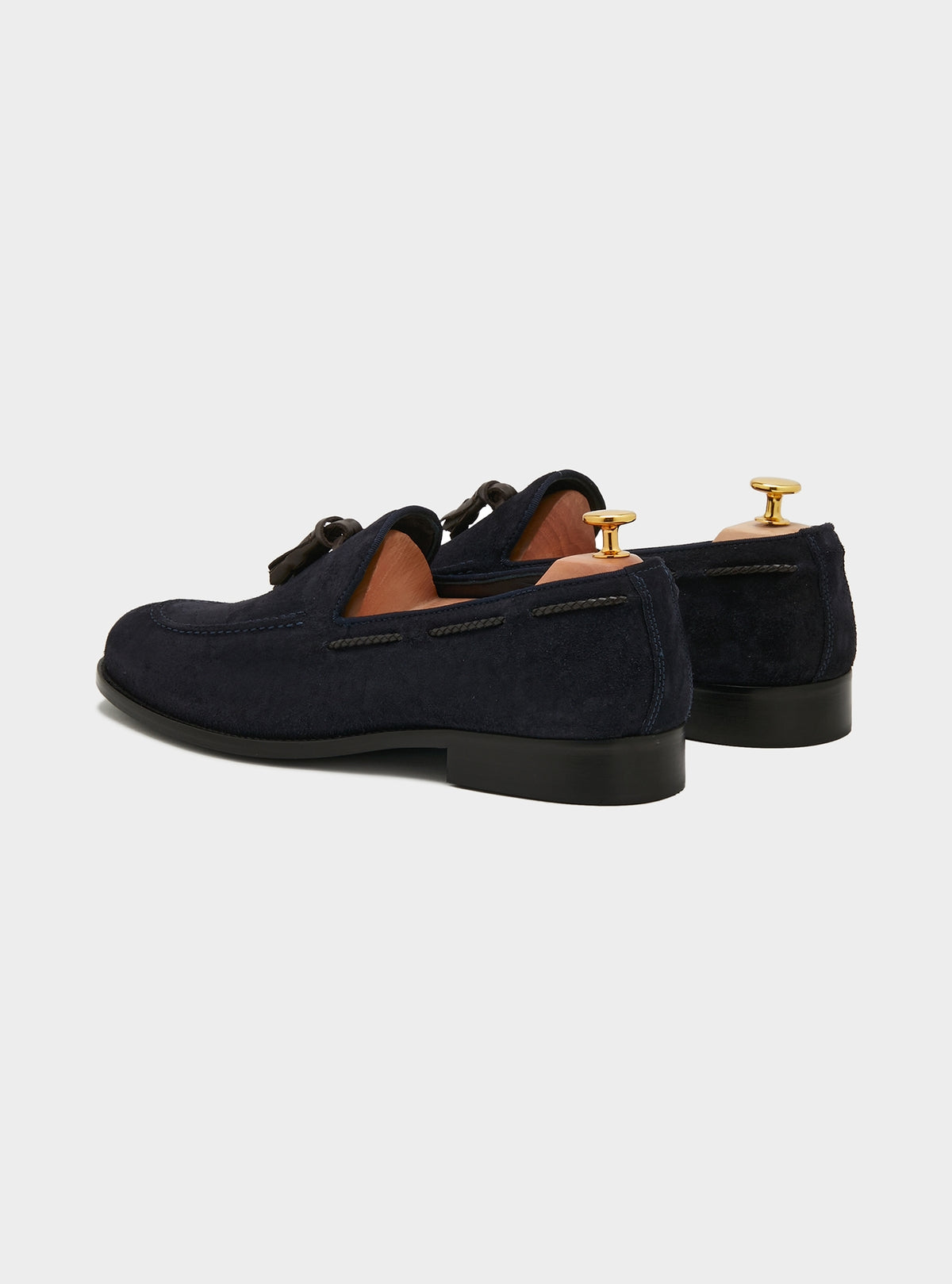 Mocassino con nappine in camoscio