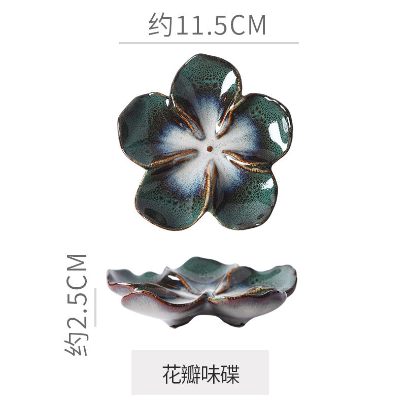 Retro Japanese Flower-Shaped Ceramic Plate