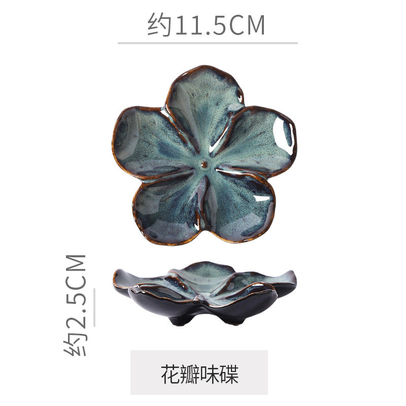 Retro Japanese Flower-Shaped Ceramic Plate