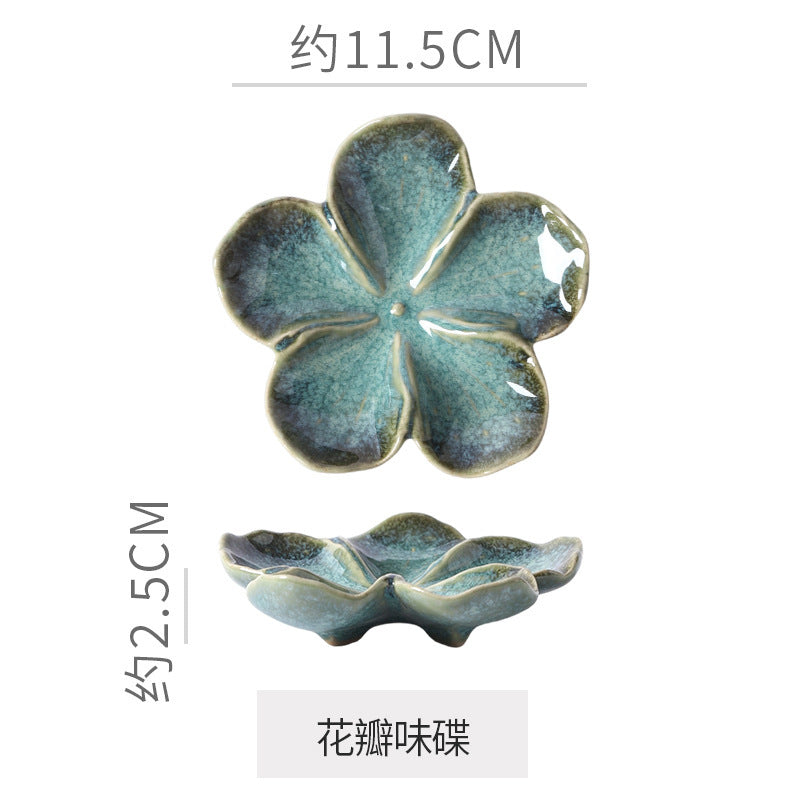 Retro Japanese Flower-Shaped Ceramic Plate