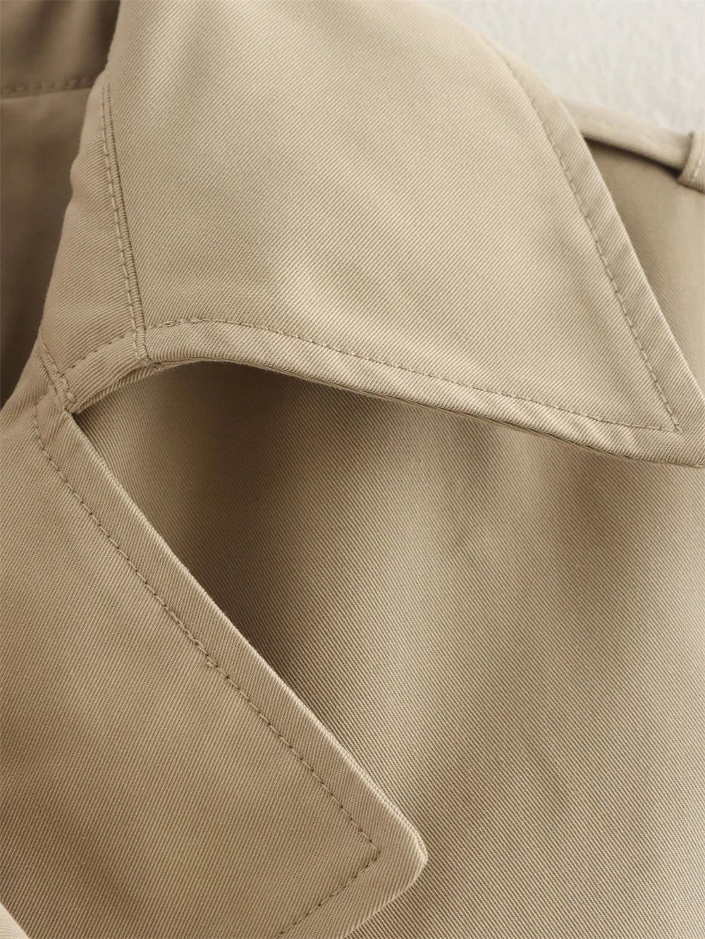 Women's Vintage Double-Breasted Cropped Trench