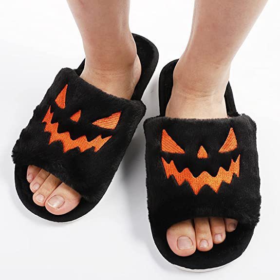 Halloween Pumpkin Face Fuzzy Slippers for Women – Cozy Plush Open-Toe House Slippers